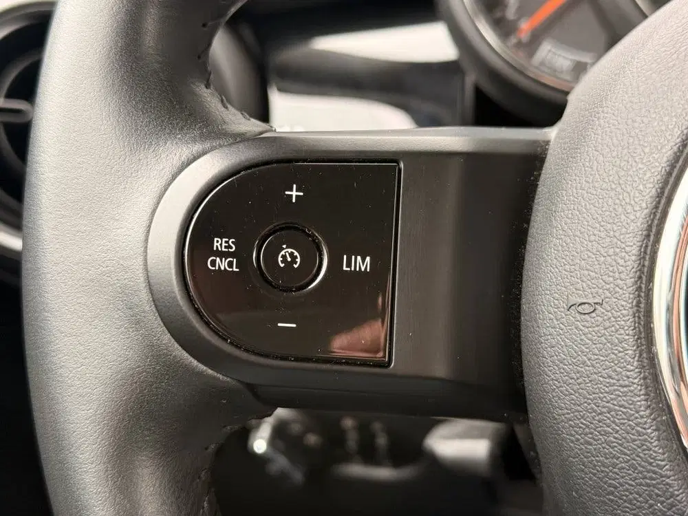Mini Cooper 1.5 Cooper Camden uit 2023, foto 9
