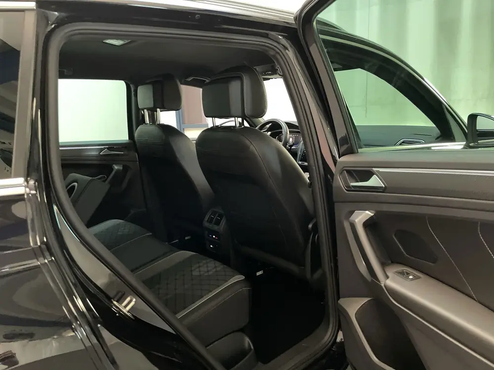 Volkswagen Tiguan 1.5 TSI DSG R-Line Business+ Camera Sfeerv uit 2021, foto 15