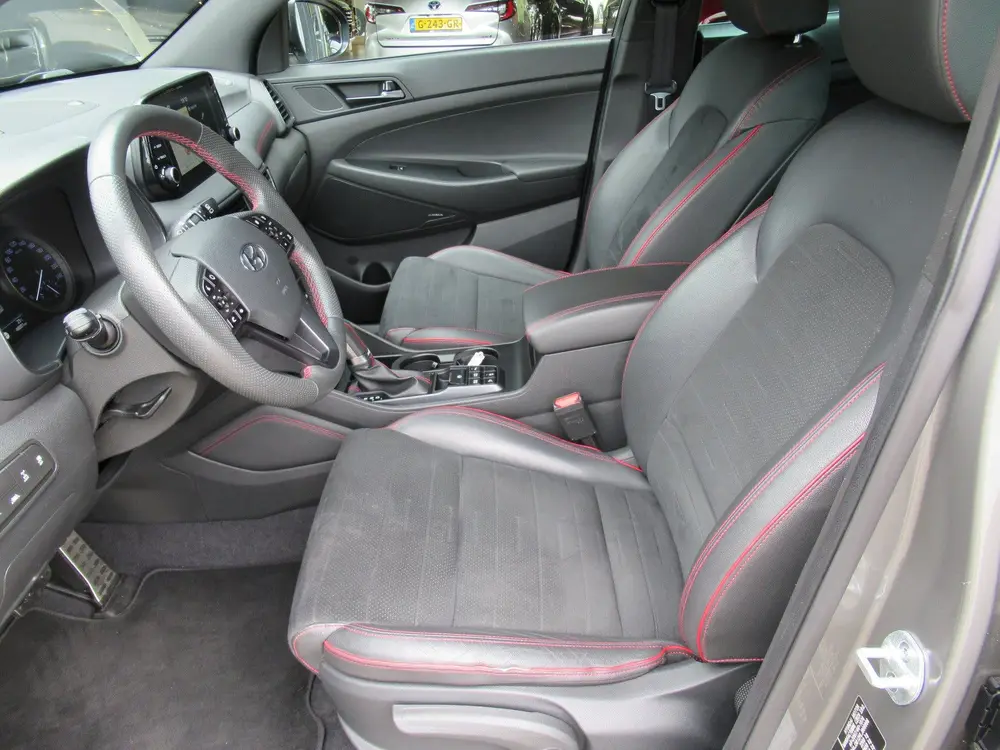 Hyundai TUCSON 1.6 T-GDI 177 PK 4WD N-Line 2e eigen uit 2019, foto 10
