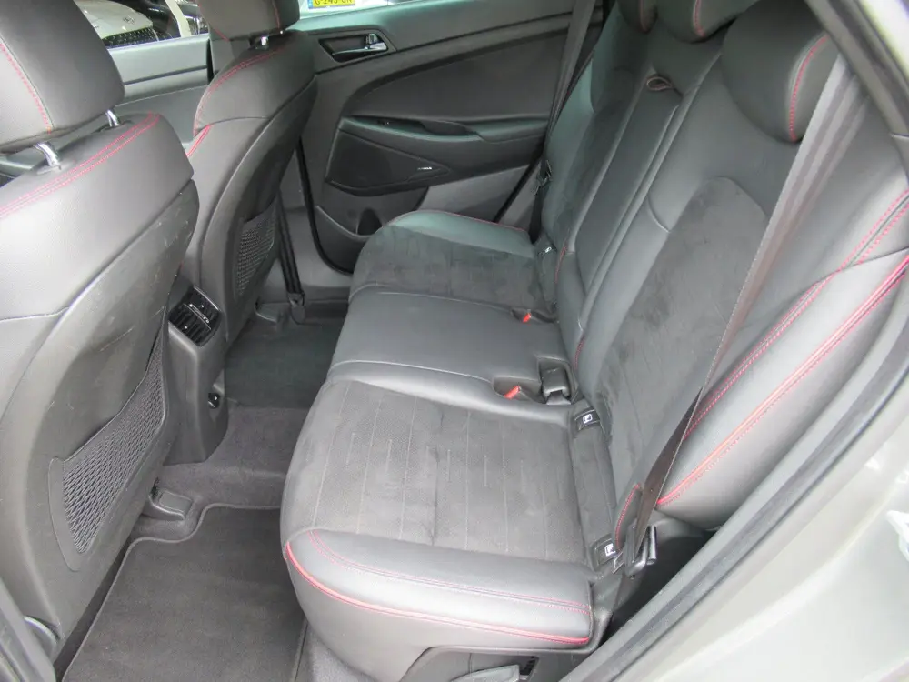 Hyundai TUCSON 1.6 T-GDI 177 PK 4WD N-Line 2e eigen uit 2019, foto 16