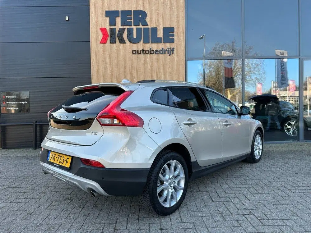 Volvo V40 Cross Country 1.5 T3 Polar+ Luxury uit 2019, foto 5
