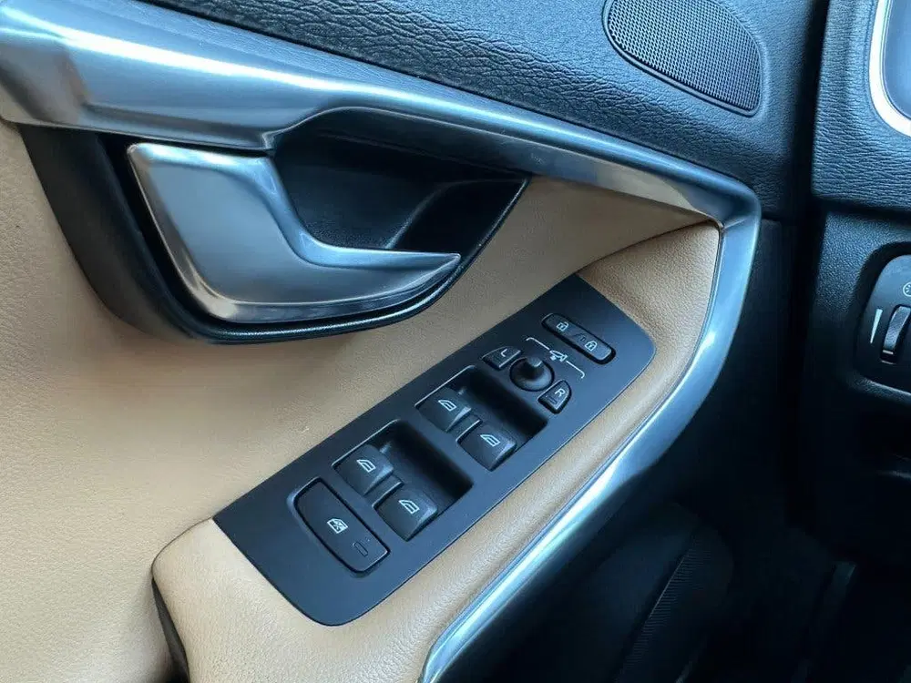 Volvo V40 Cross Country 1.5 T3 Polar+ Luxury uit 2019, foto 9