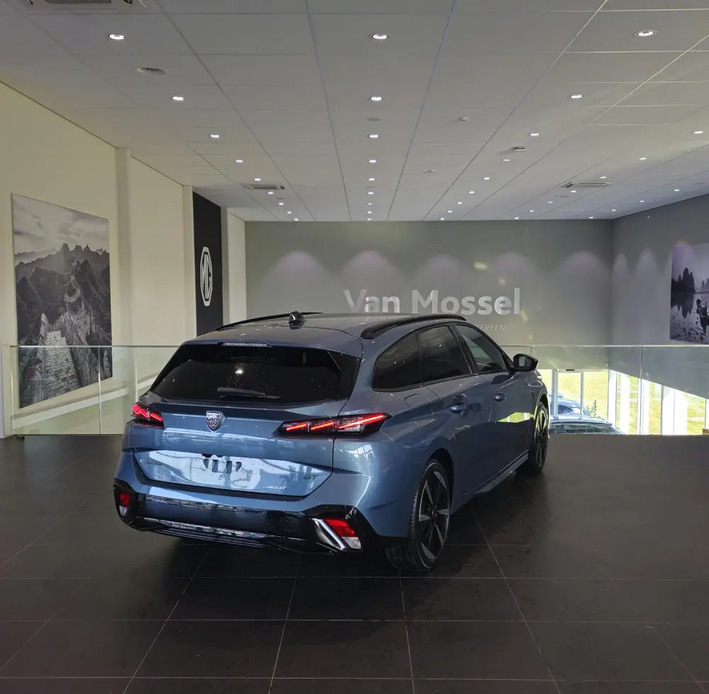 Peugeot 308 GT 54 kWh uit 2026, foto 6