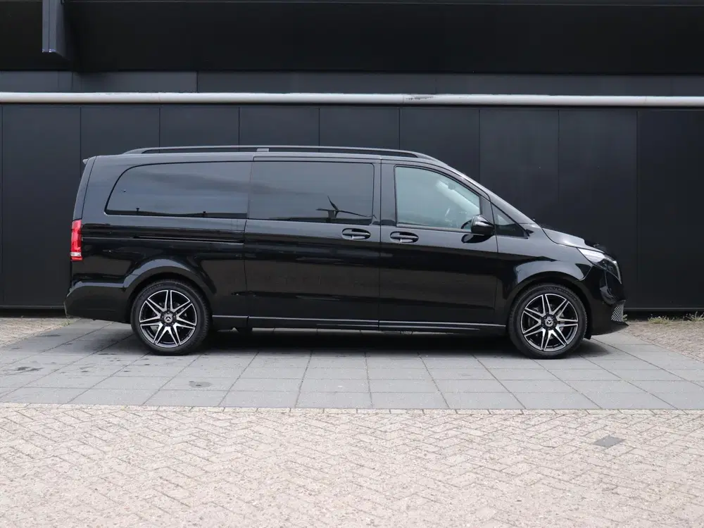 Mercedes-Benz V-Klasse 300d 4-MATIC Extra Lang DC Avantgarde uit 2024, foto 4