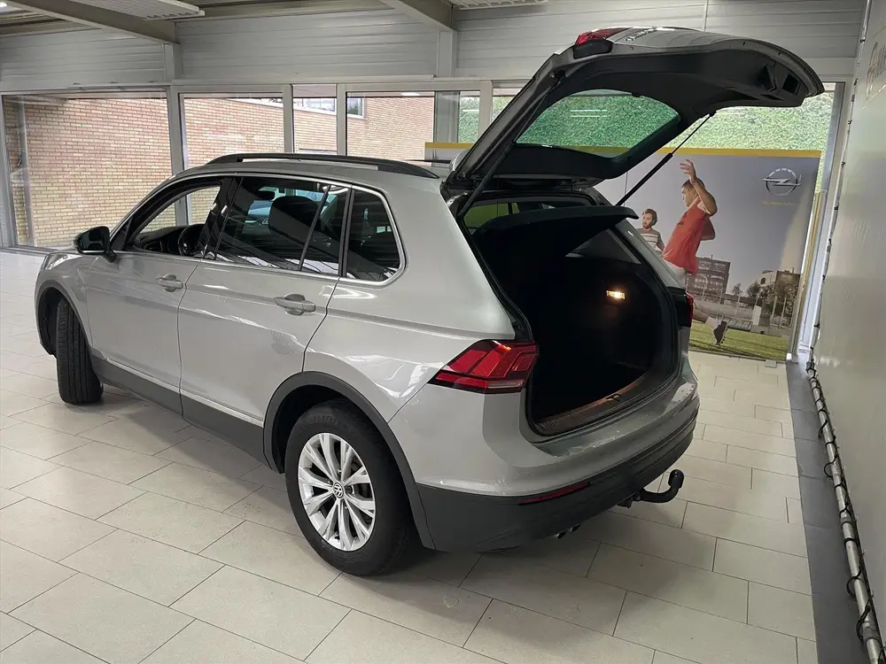 Volkswagen Tiguan 1.5 TSI 130pk Comfortline *NAVI* uit 2019, foto 4