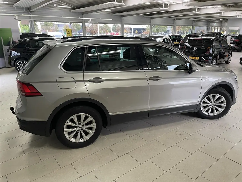 Volkswagen Tiguan 1.5 TSI 130pk Comfortline *NAVI* uit 2019, foto 5