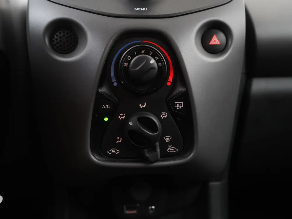 Peugeot 108 1.0 e-VTi Active uit 2019, foto 11