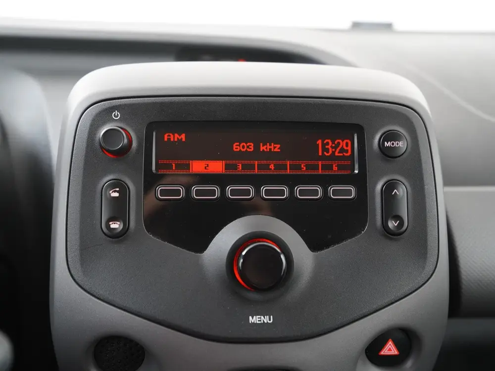 Peugeot 108 1.0 e-VTi Active uit 2019, foto 15