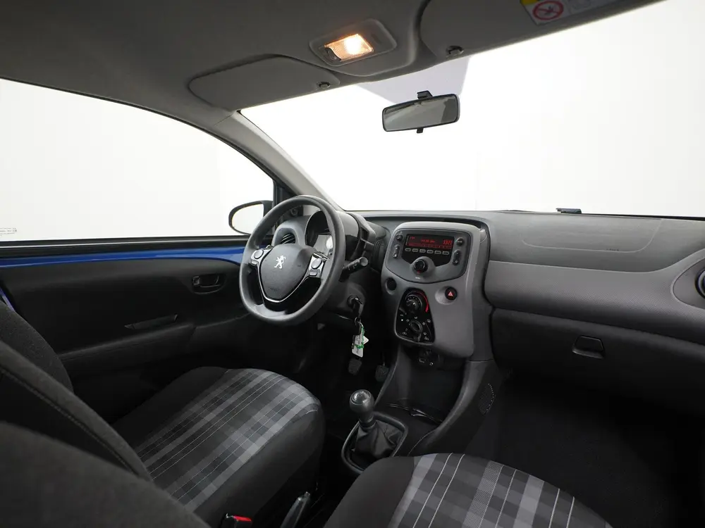 Peugeot 108 1.0 e-VTi Active uit 2019, foto 2