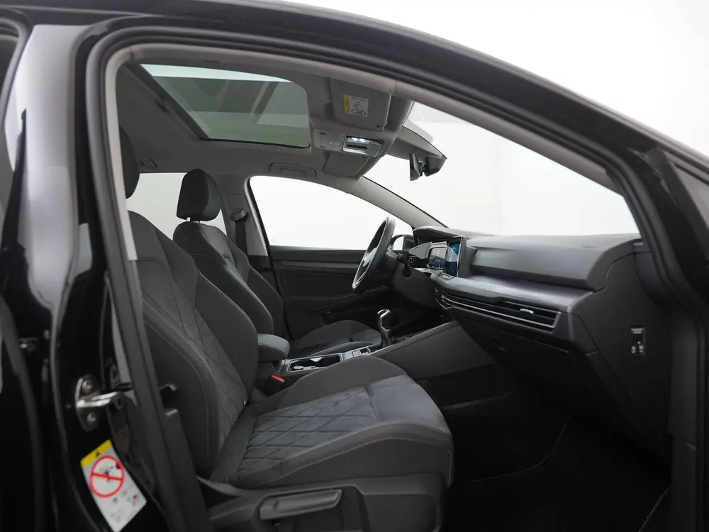 Volkswagen Golf 1.5 TSI Style | 150PK | Schuifdak | Head Up uit 2022, foto 3