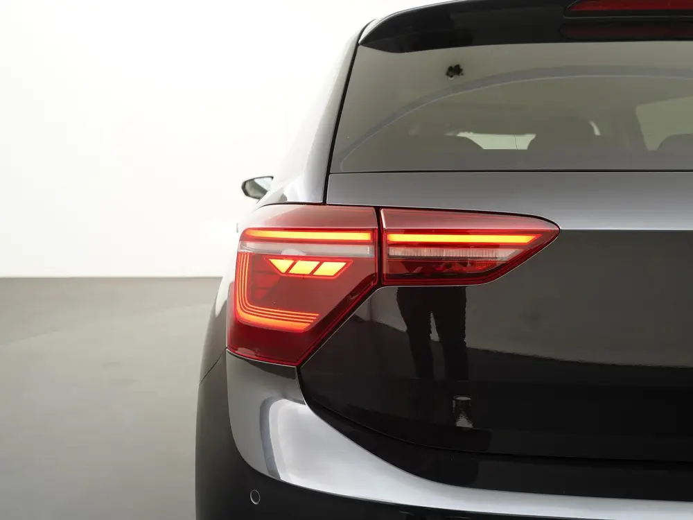 Volkswagen Polo 1.0 TSI Style | Schuifdak | Zondag Open! uit 2022, foto 19