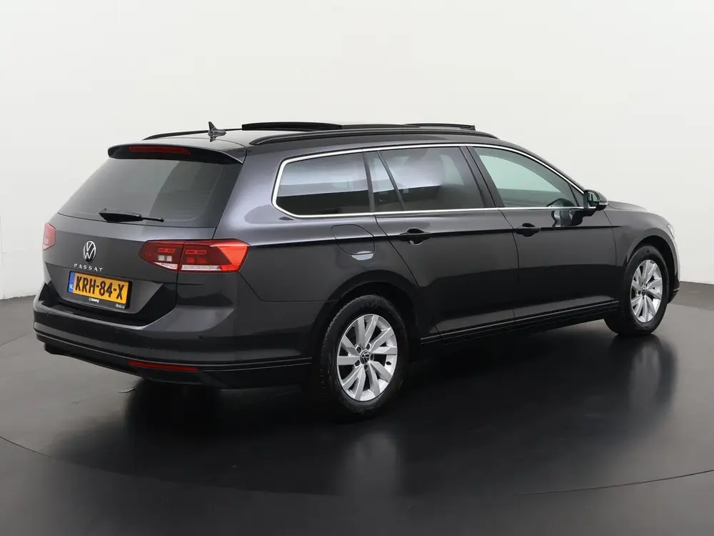 Volkswagen Passat Variant 1.5 TSI Business DSG | Panoramadak uit 2023, foto 4