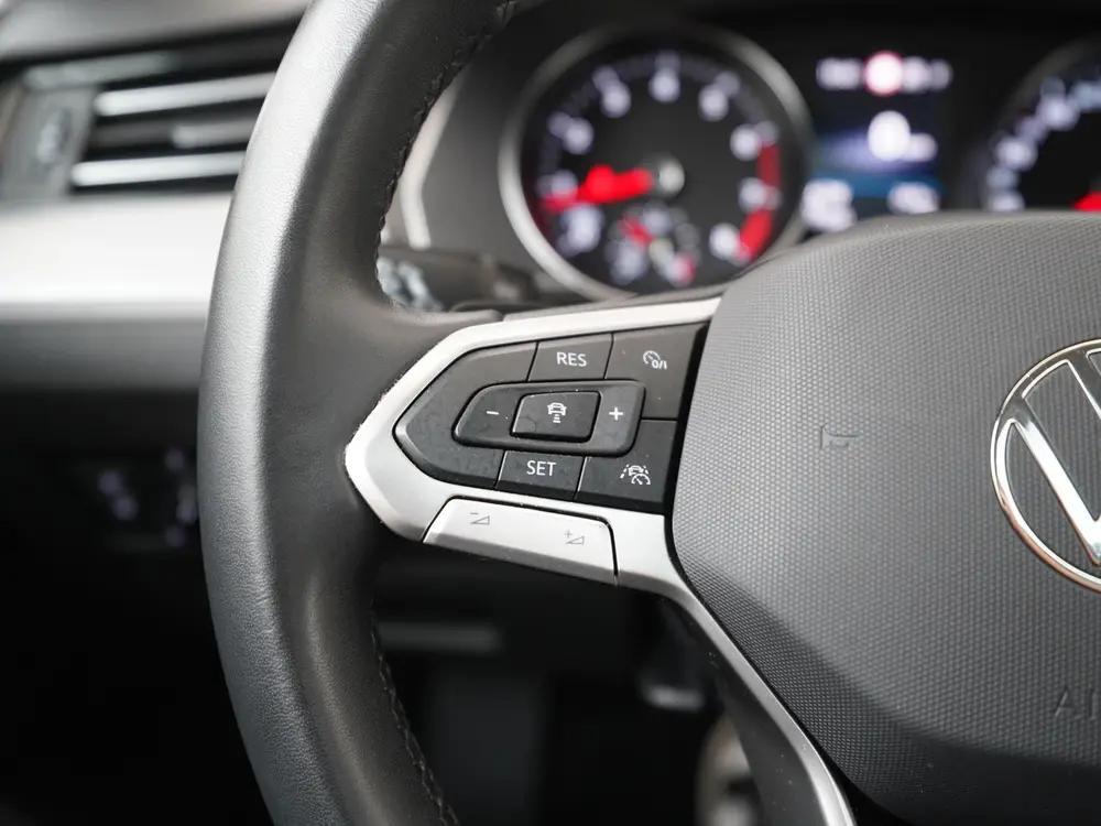 Volkswagen Passat Variant 1.5 TSI Business DSG | Panoramadak uit 2023, foto 7