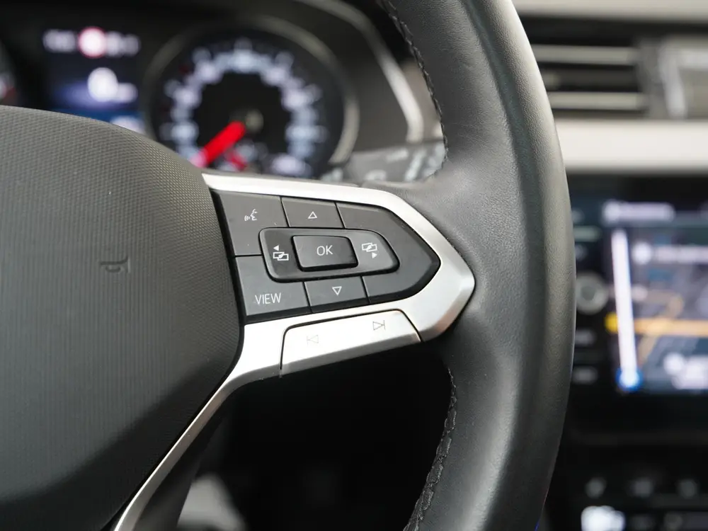 Volkswagen Passat Variant 1.5 TSI Business DSG | Panoramadak uit 2023, foto 9