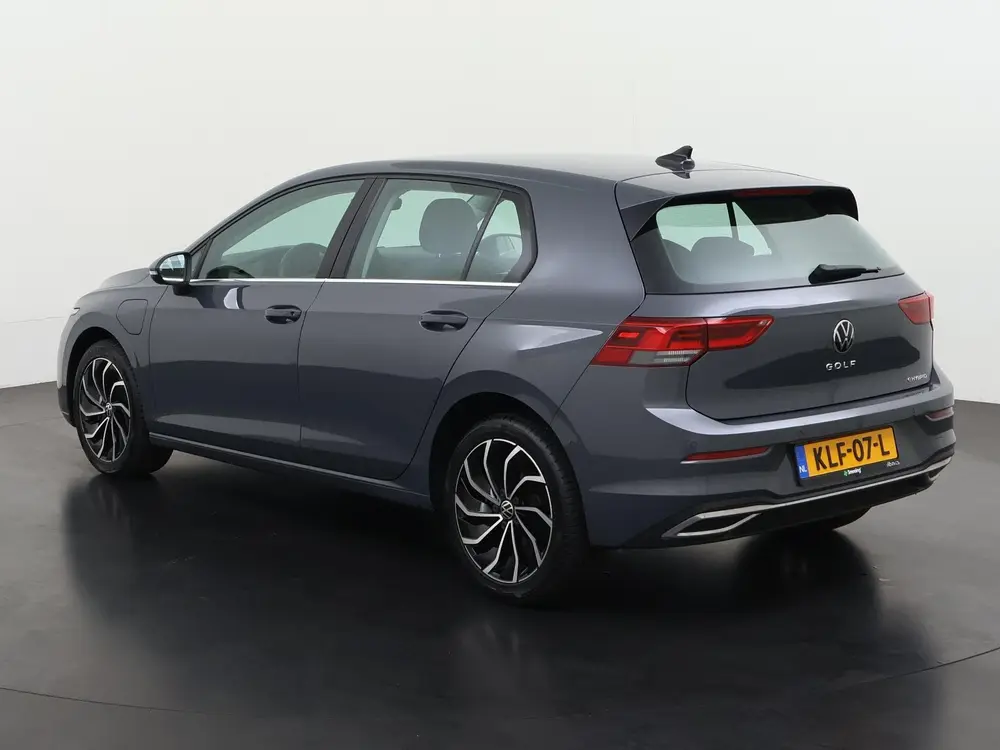 Volkswagen Golf 1.4 eHybrid Style | Camera | 17'' Ventura | uit 2021, foto 8