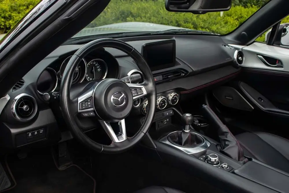 Mazda MX-5 ND 2 uit 2019, foto 13