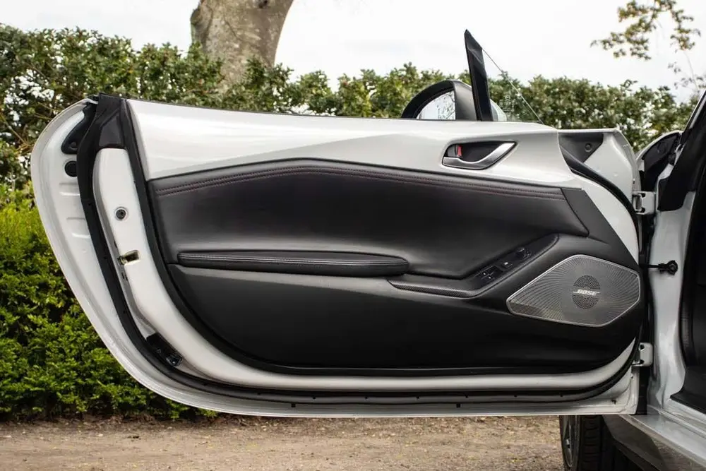 Mazda MX-5 ND 2 uit 2019, foto 15