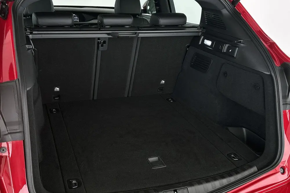 Alfa Romeo Stelvio 2.0T 280pk AWD Veloce Carplay Adaptieve C uit 2021, foto 9