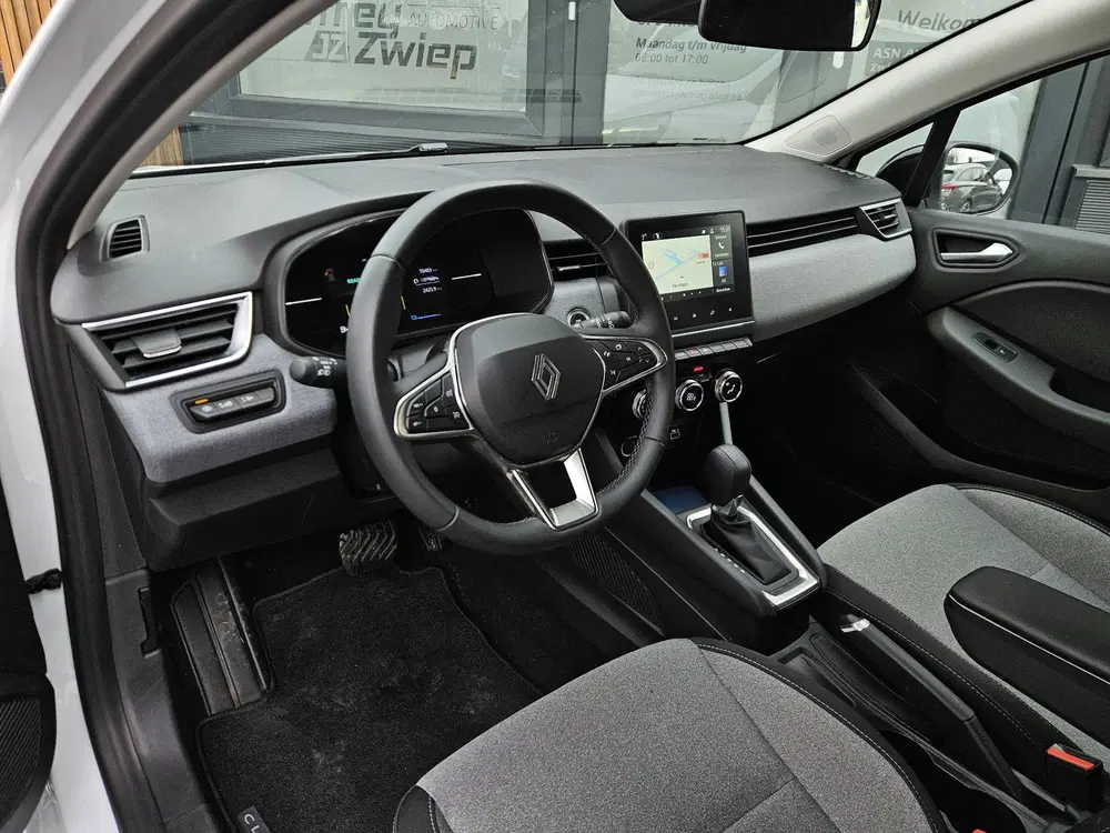 Renault Clio 1.6 E-Tech Full Hybrid 145 evolution autom uit 2024, foto 13