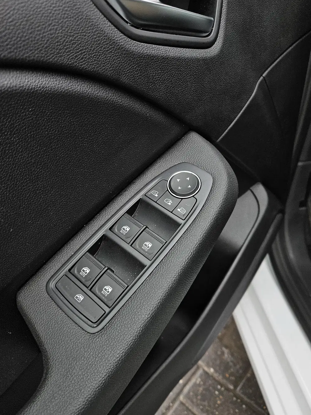 Renault Clio 1.6 E-Tech Full Hybrid 145 evolution autom uit 2024, foto 16