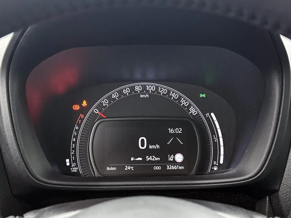 Toyota Aygo X 1.0 VVT-i MT Play uit 2025, foto 5