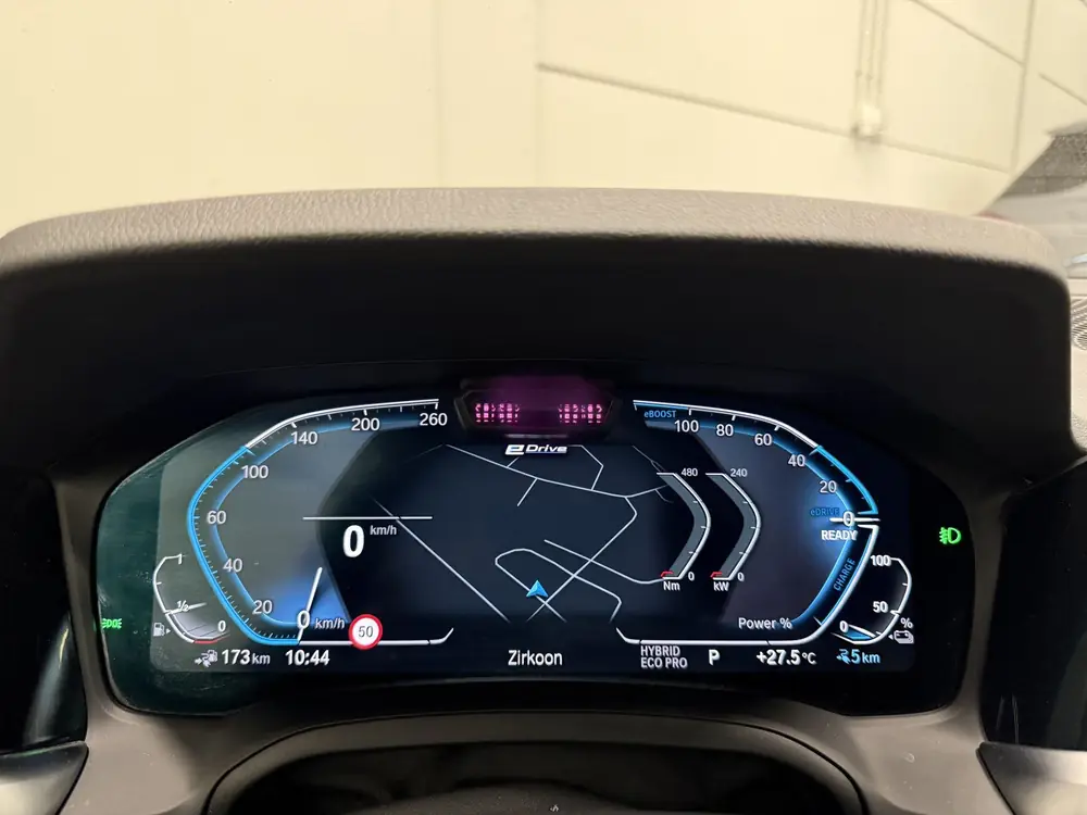 BMW 3-Serie 3 Serie Touring 330e M-Sport PANO/LASER/HEAD-UP/CAMERA/A uit 2021, foto 17