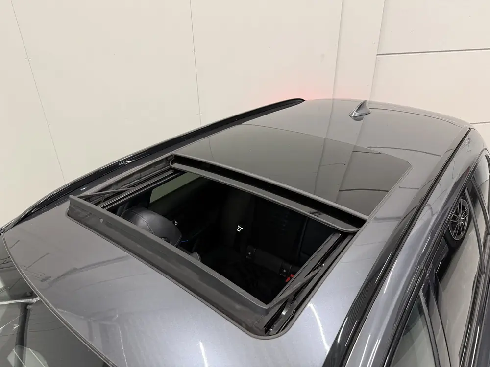 BMW 3-Serie 3 Serie Touring 330e M-Sport PANO/LASER/HEAD-UP/CAMERA/A uit 2021, foto 6