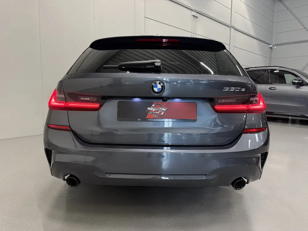 BMW 3-Serie 3 Serie Touring 330e M-Sport PANO/LASER/HEAD-UP/CAMERA/A uit 2021, foto 8