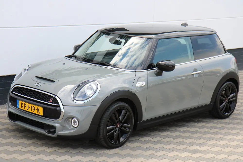 Mini Cooper S 2.0 Cooper S 192PK Stoelverwarming Airco C uit 2019, foto 6
