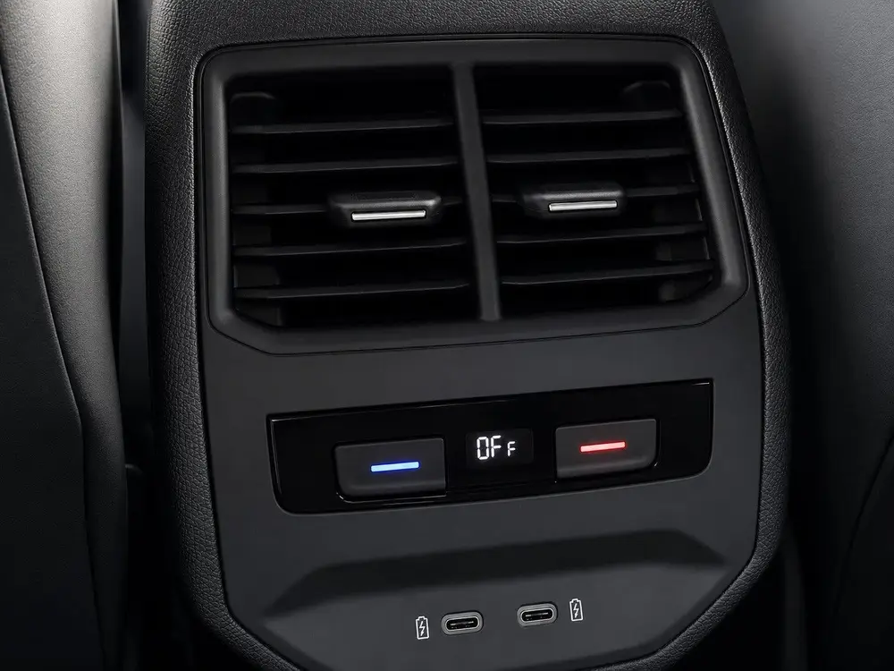 Cupra Leon 1.4 e-Hybrid VZ MAXTON/SPORTSTOELEN/CARPLAY/SFEER uit 2021, foto 19