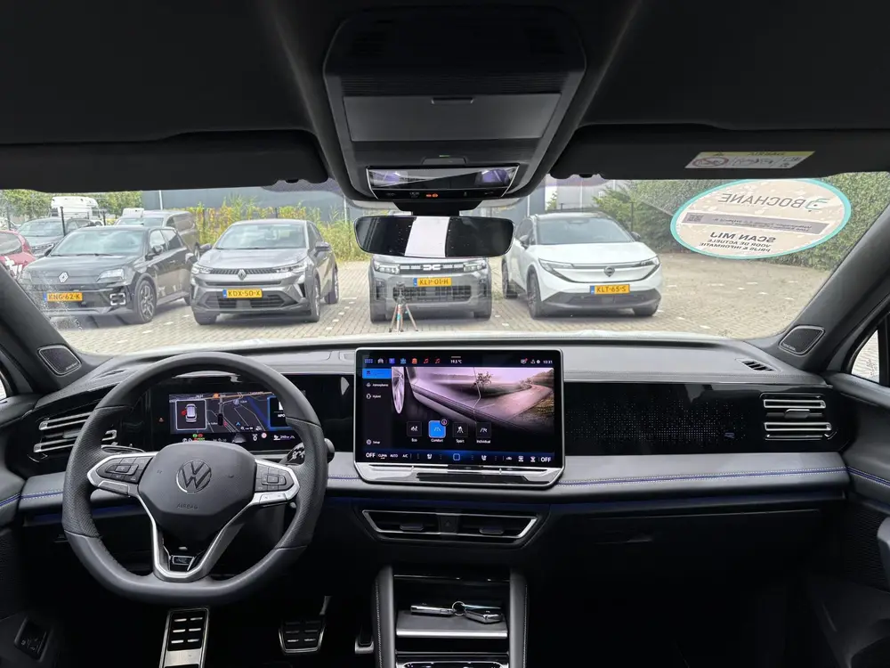 Volkswagen Tiguan 1.5 eHybrid R-Line Black Style | TREKHAAK uit 2025, foto 3