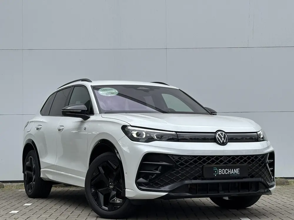 Volkswagen Tiguan 1.5 eHybrid R-Line Black Style | TREKHAAK uit 2025, foto 5
