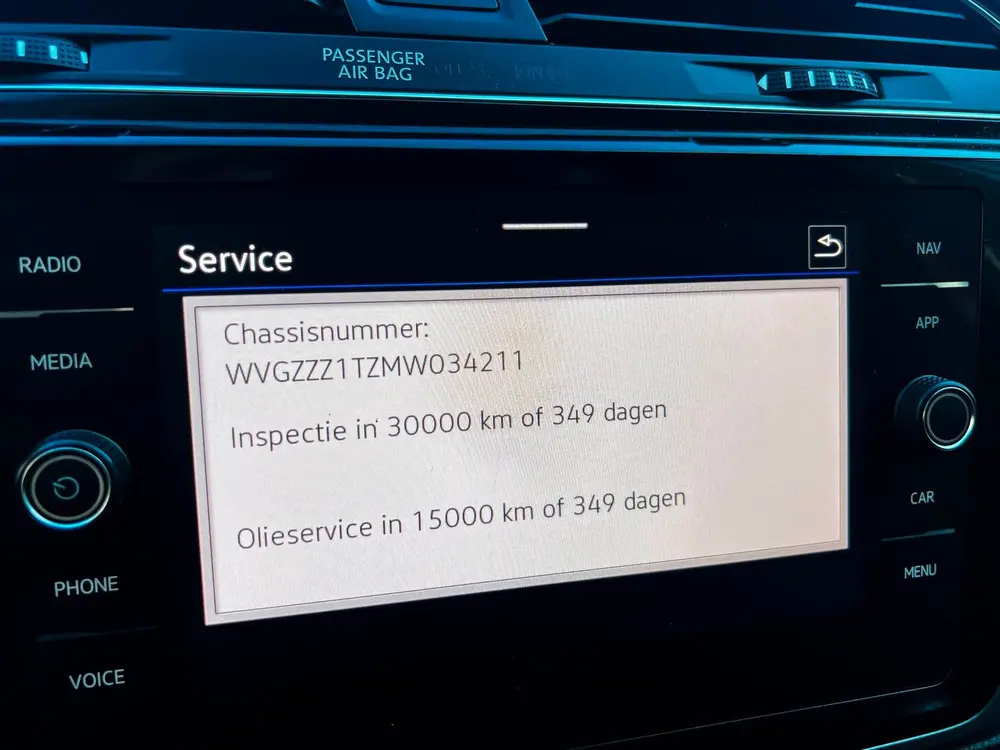 Volkswagen TOURAN 1.5 TSI Highline 7p Carplay__Clima_17''LMV uit 2021, foto 10