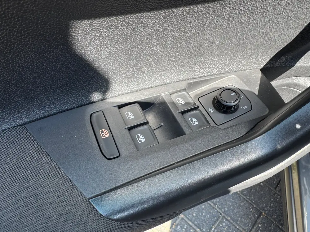 Volkswagen Polo 1.0 TSI Beats Virtual, Led, Stoelverwarming uit 2019, foto 12