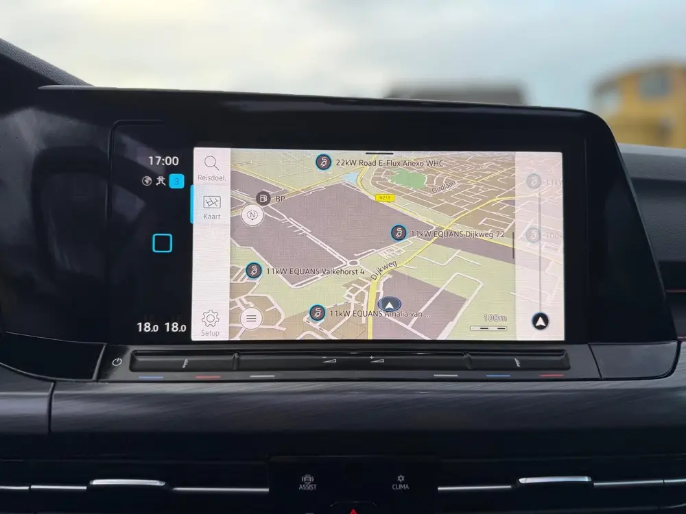Volkswagen Golf 1.5 eTSI Style / panorama / automaat / airco uit 2020, foto 11