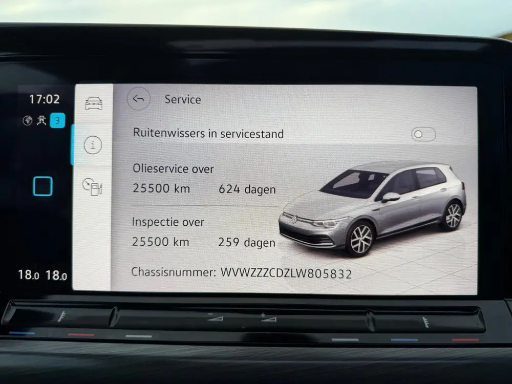 Volkswagen Golf 1.5 eTSI Style / panorama / automaat / airco uit 2020, foto 15