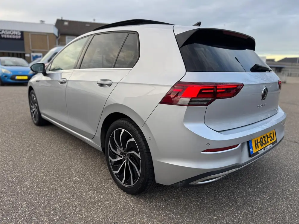 Volkswagen Golf 1.5 eTSI Style / panorama / automaat / airco uit 2020, foto 17