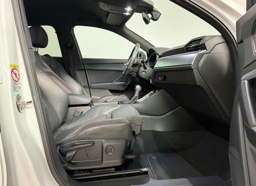 Audi Q3 35 TFSI S Line bedition Automaat Navi Crui uit 2019, foto 10