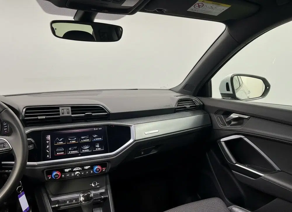 Audi Q3 35 TFSI S Line bedition Automaat Navi Crui uit 2019, foto 12