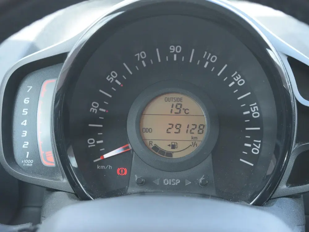 Peugeot 108 1.0 e-VTi Allure Climate control l Camera uit 2021, foto 8