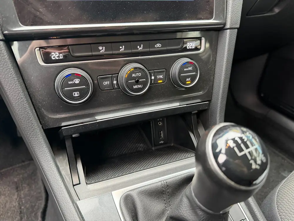 Volkswagen Golf 1.0 TSI Comfortline|Adapt. Cruise|Carplay| uit 2019, foto 19