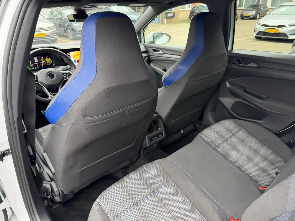 Volkswagen Golf 1.4 eHybrid GTE|Sfeerverlichting|Cruise|Stoe uit 2021, foto 4