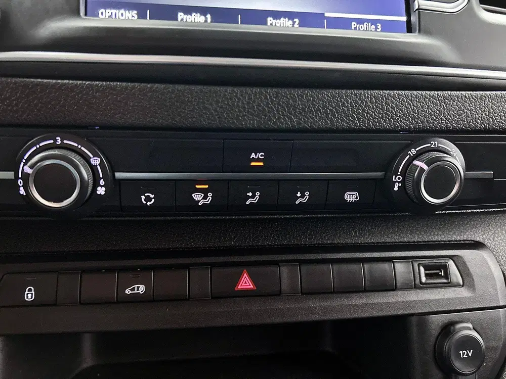 Opel Vivaro 2.0 145PK L3 Automaat Airco Cruise Control uit 2024, foto 19