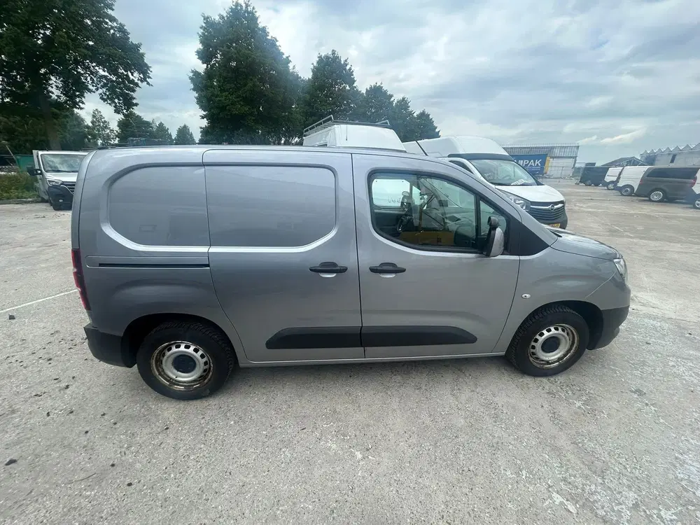 Opel Combo 1.5D L1H1 Edition euro 6 uit 2020, foto 6