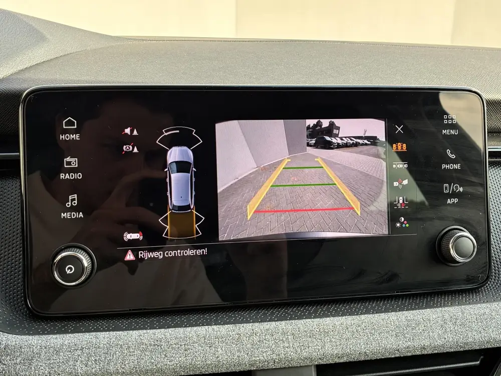 Skoda Scala 1.0 TSI DSG Automaat Selection uit 2025, foto 11