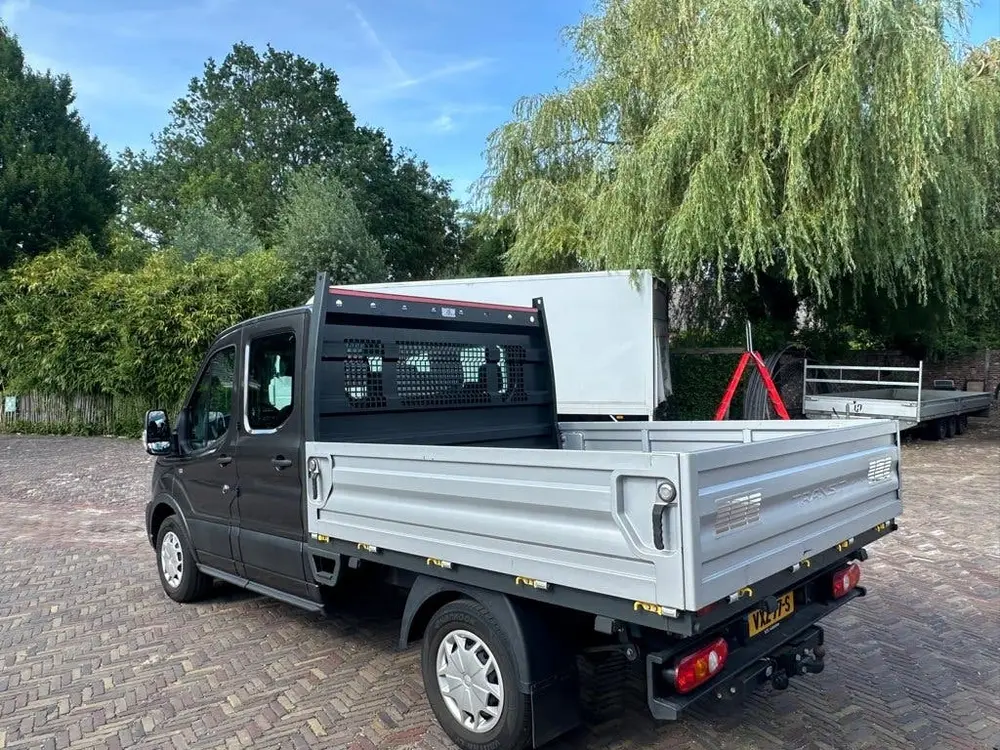 Ford Transit 350 2.0 TDCI L2H1 Dub Cab uit 2022, foto 3