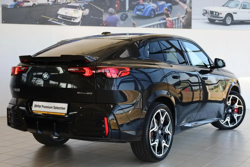 BMW iX2 eDrive20 uit 2026, foto 2