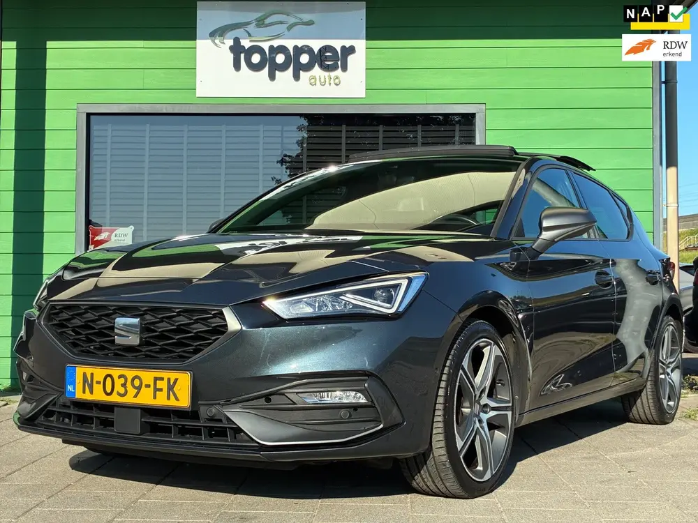 SEAT Leon 1.5 eTSI FR Business uit 2021