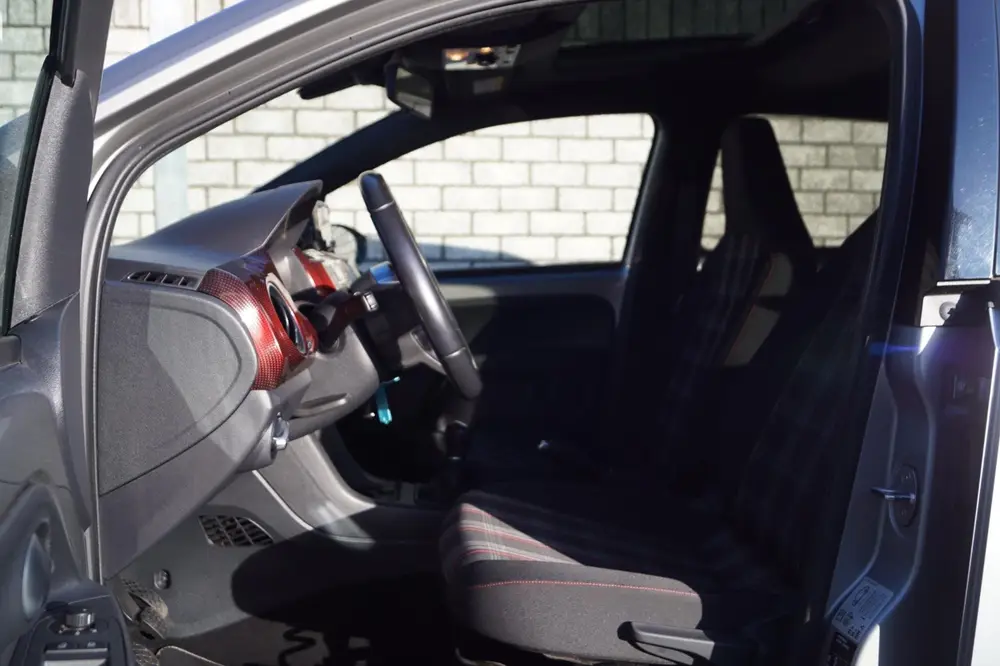 Volkswagen Up! 1.0 TSI GTI 5 Deurs 116PK Panodak Clima Stoev uit 2019, foto 4
