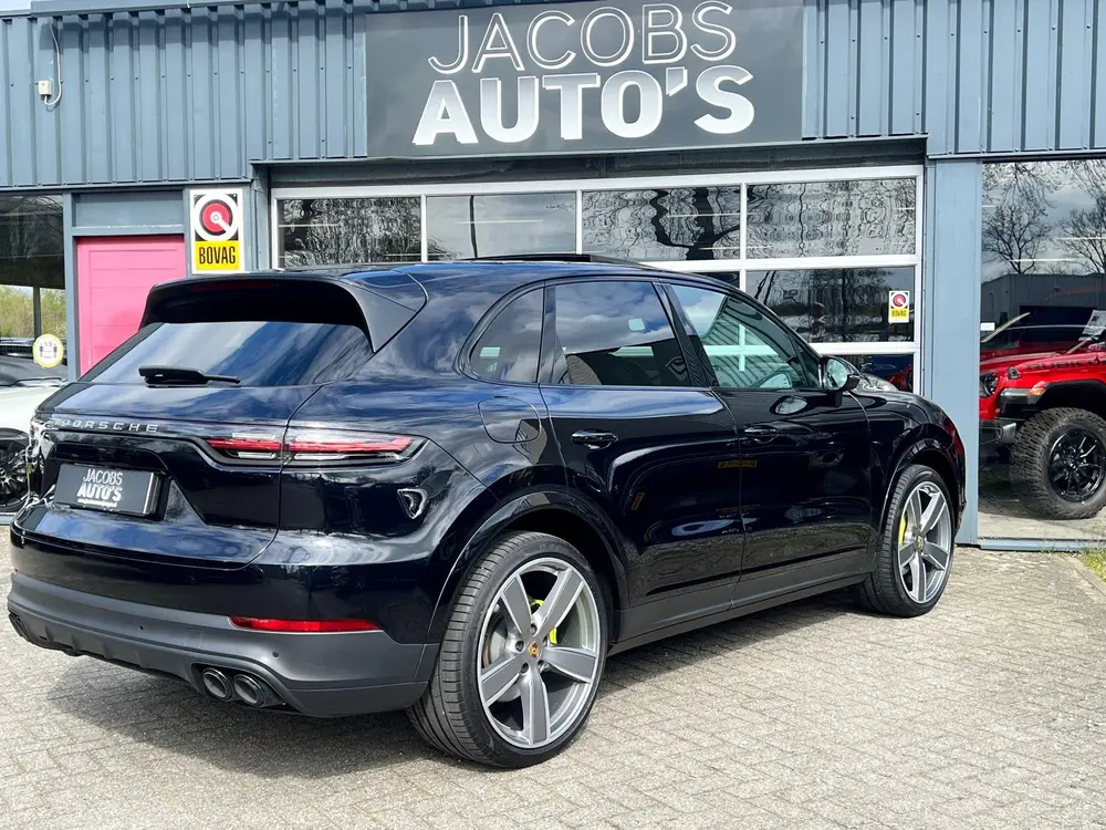 Porsche Cayenne 3.0 E-Hybrid uit 2020, foto 6